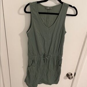 The North Face Women's Aphrodite Dress in green | size Small